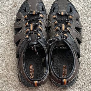 Canyon Creek Men's Black and Orange Adventure Sandals size 8